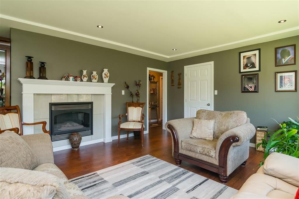 4730 208 Street Langley 5
