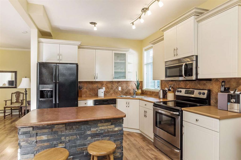 4 19148 24 Av, Pitt Meadows 5