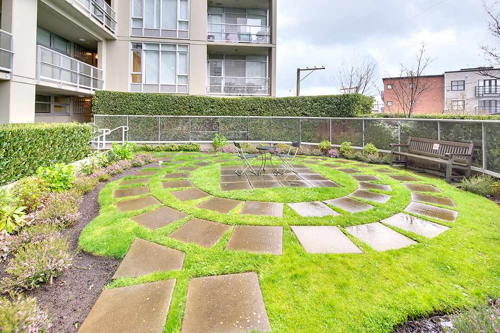 205 2055 Yukon Street, Vancouver 17