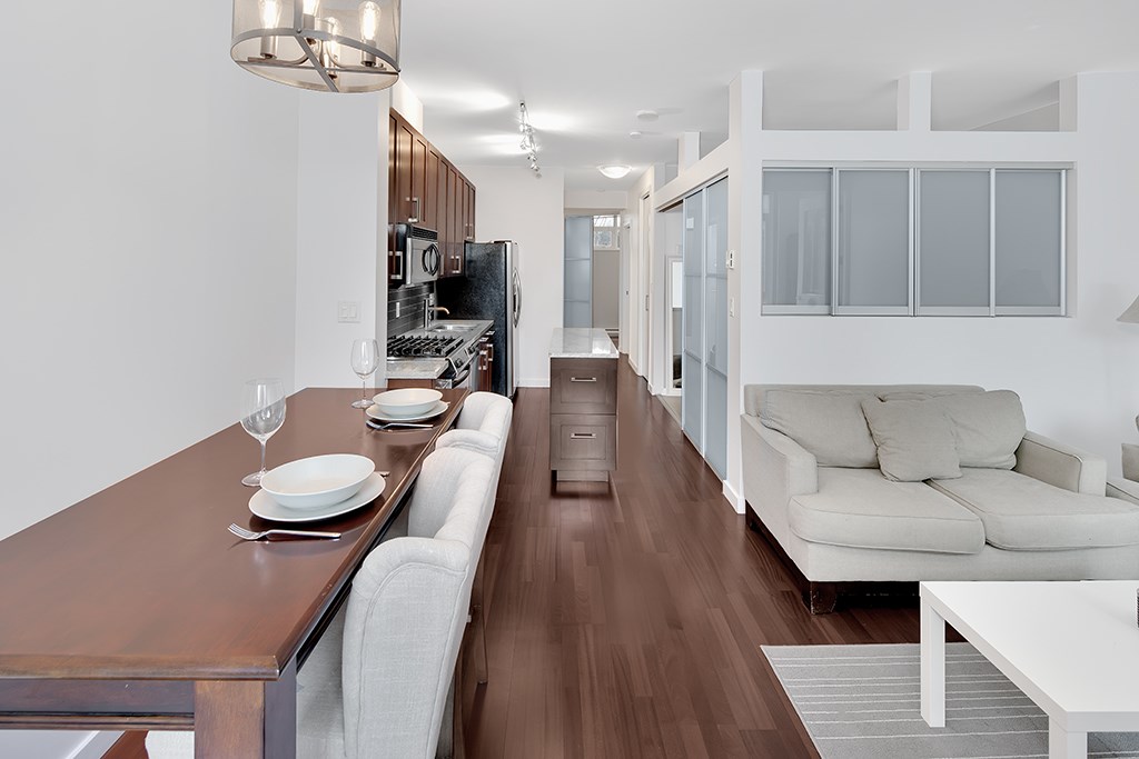 205 2055 Yukon Street, Vancouver 8