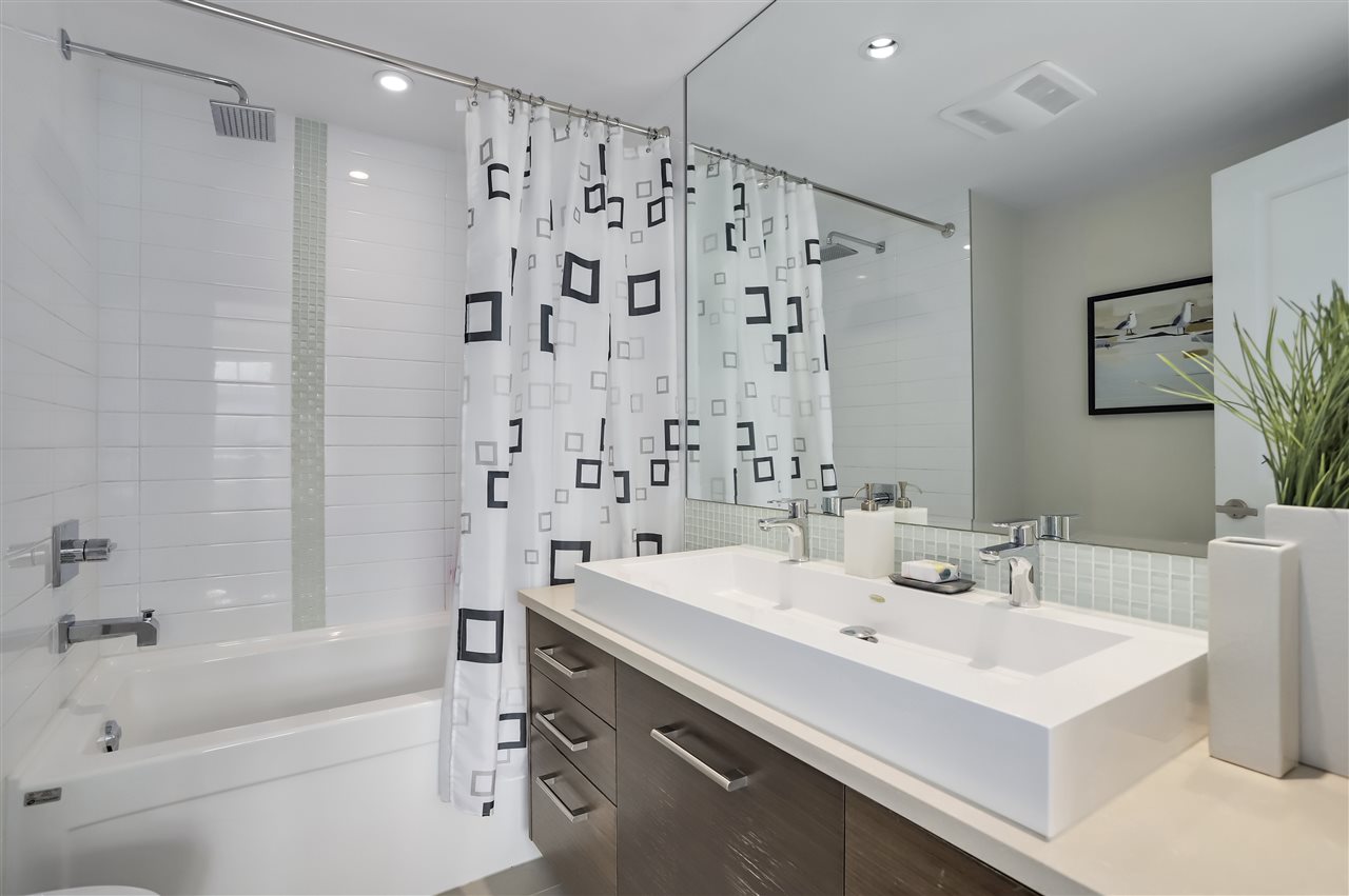 3086 Laurel Street, Vancouver 14