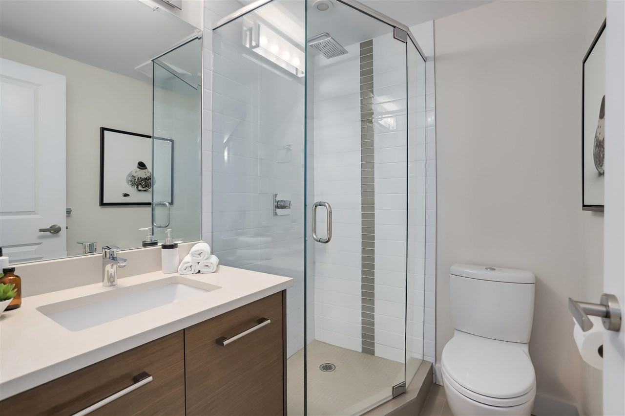 3086 Laurel Street, Vancouver 17