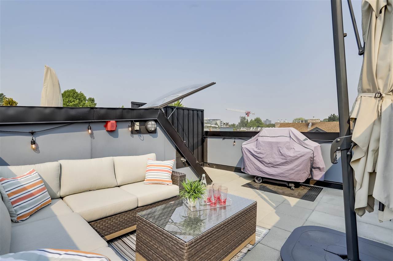 3086 Laurel Street, Vancouver 19
