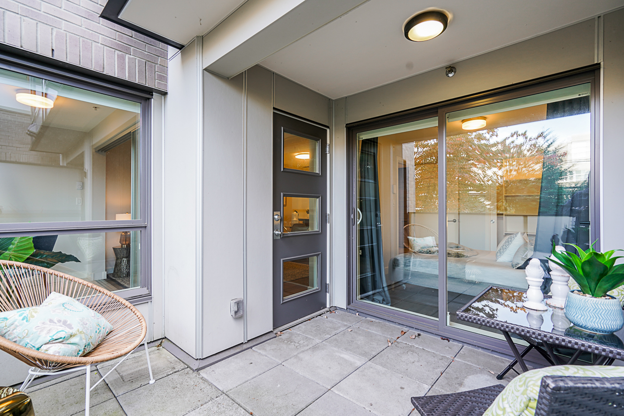 203 - 3456 Commercial St 35