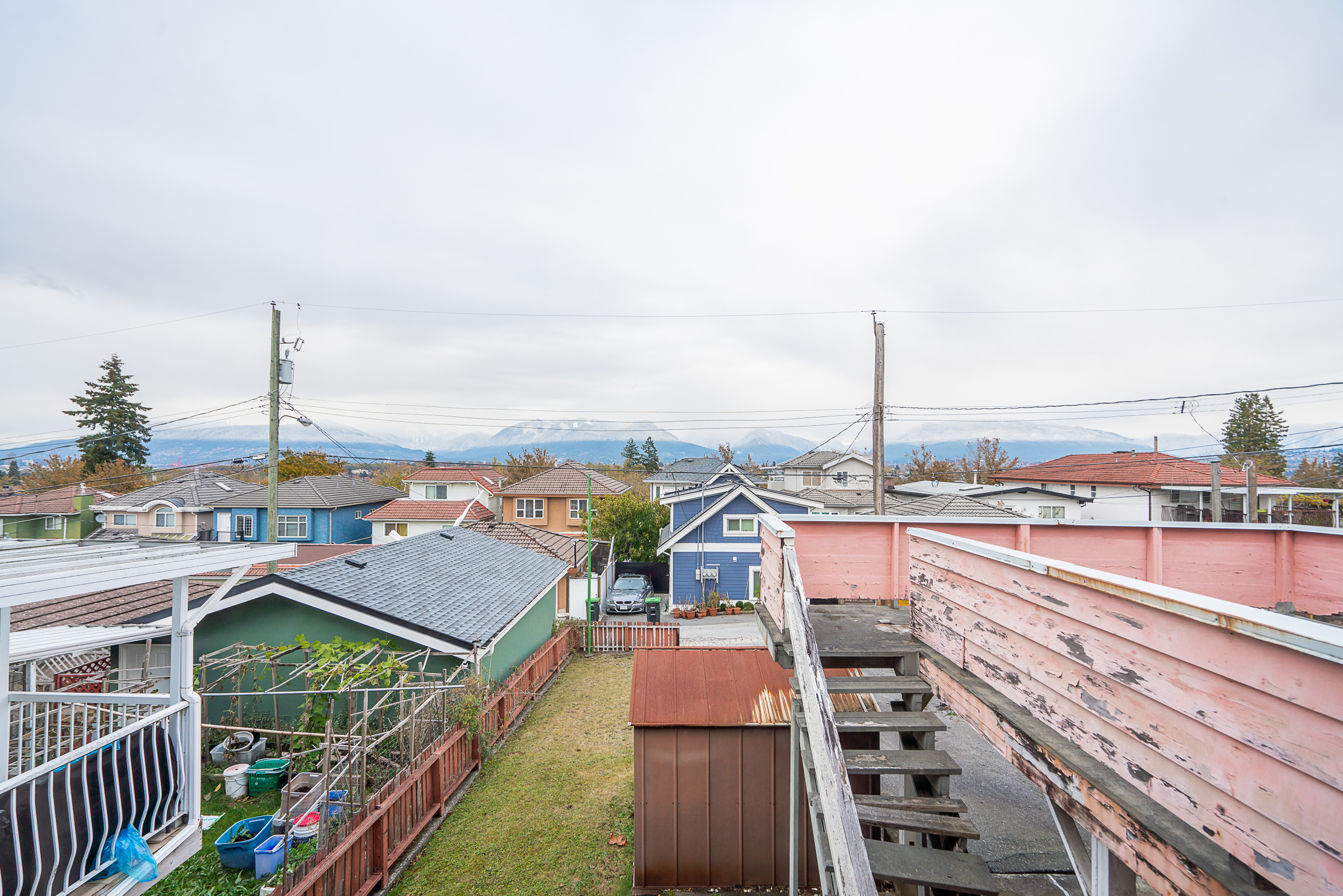 2757 E. 24th Avenue 12