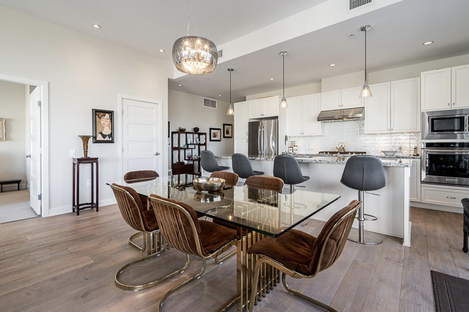 501-6168 London Road 7