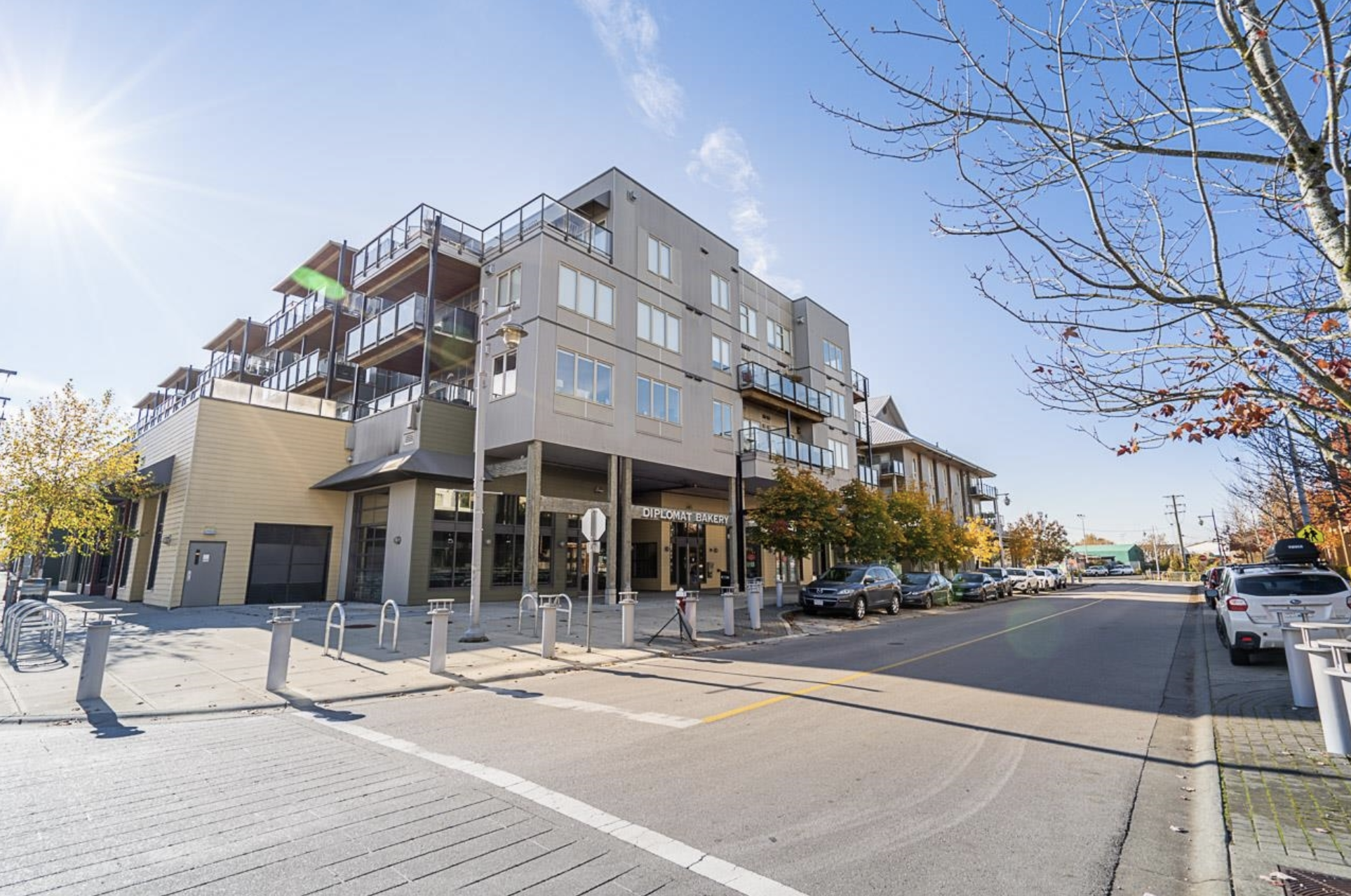 501-6168 London Road 18