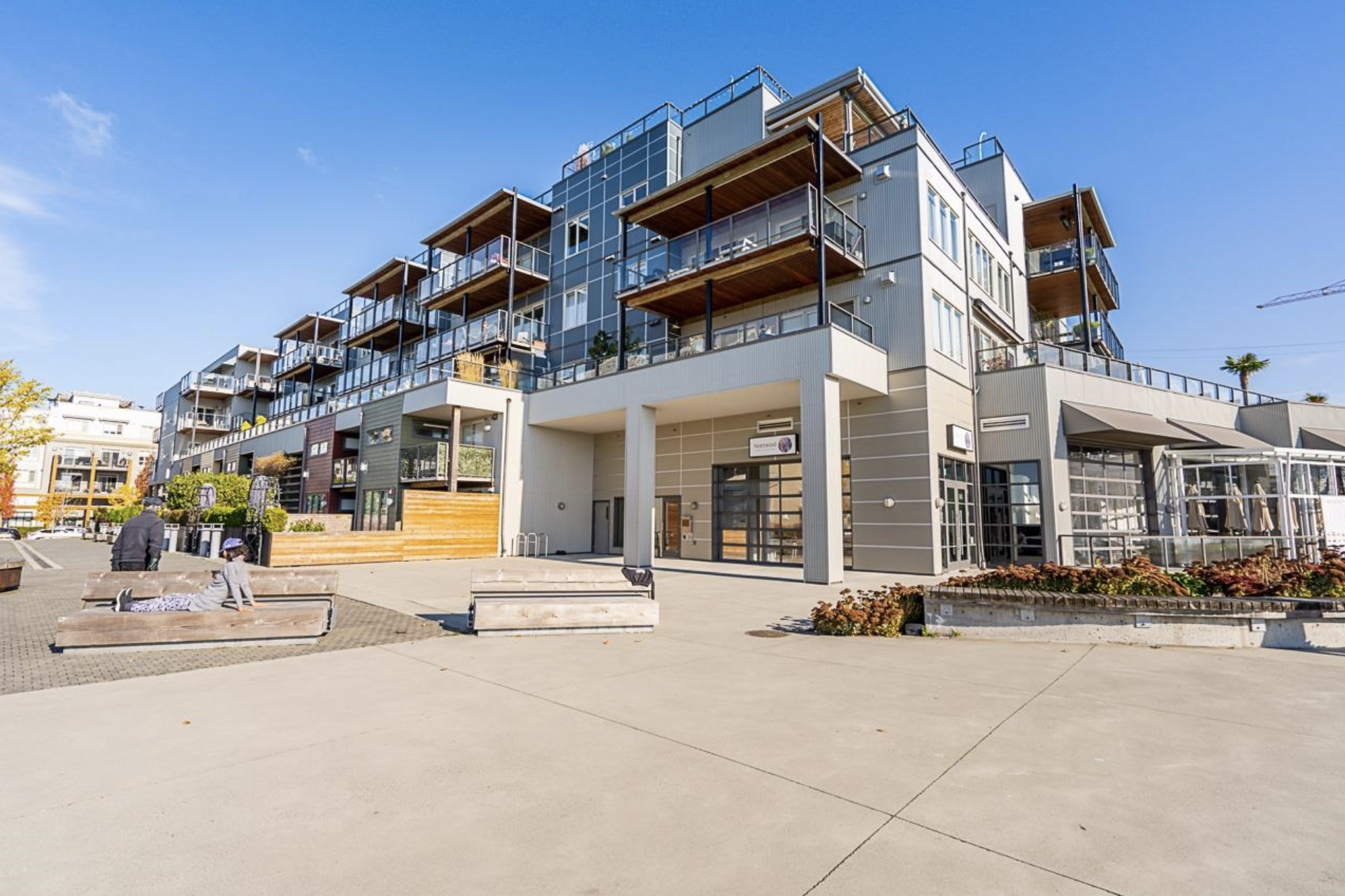 501-6168 London Road 17