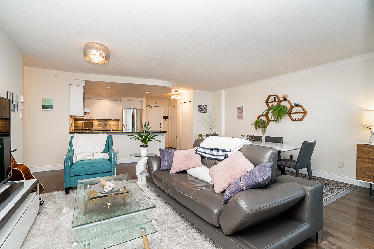 3505-1009 Expo Boulevard 29