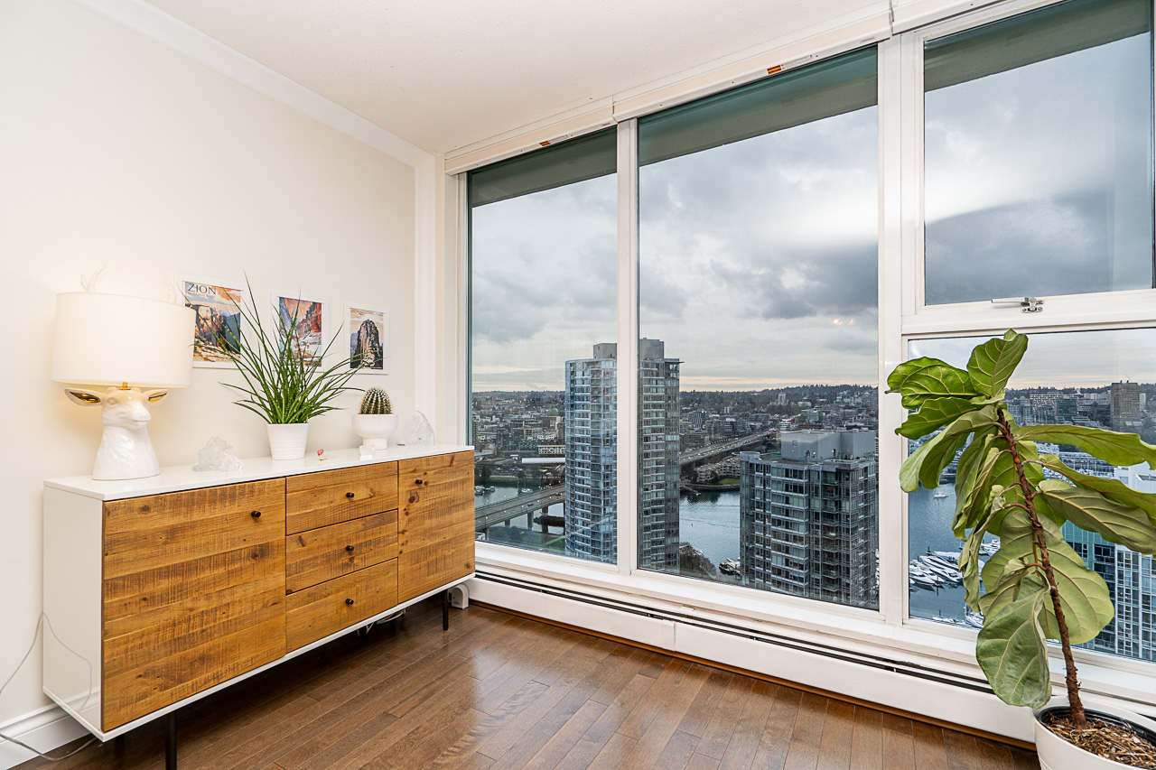 3505-1009 Expo Boulevard 34