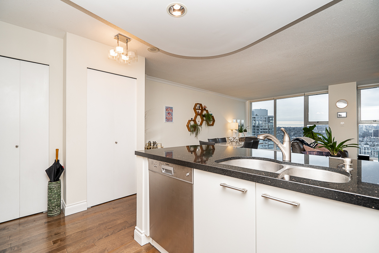 3505-1009 Expo Boulevard 23