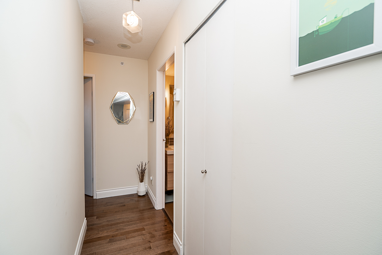 3505-1009 Expo Boulevard 22