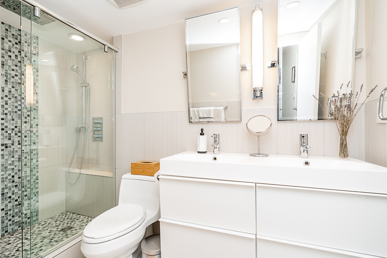3505-1009 Expo Boulevard 17