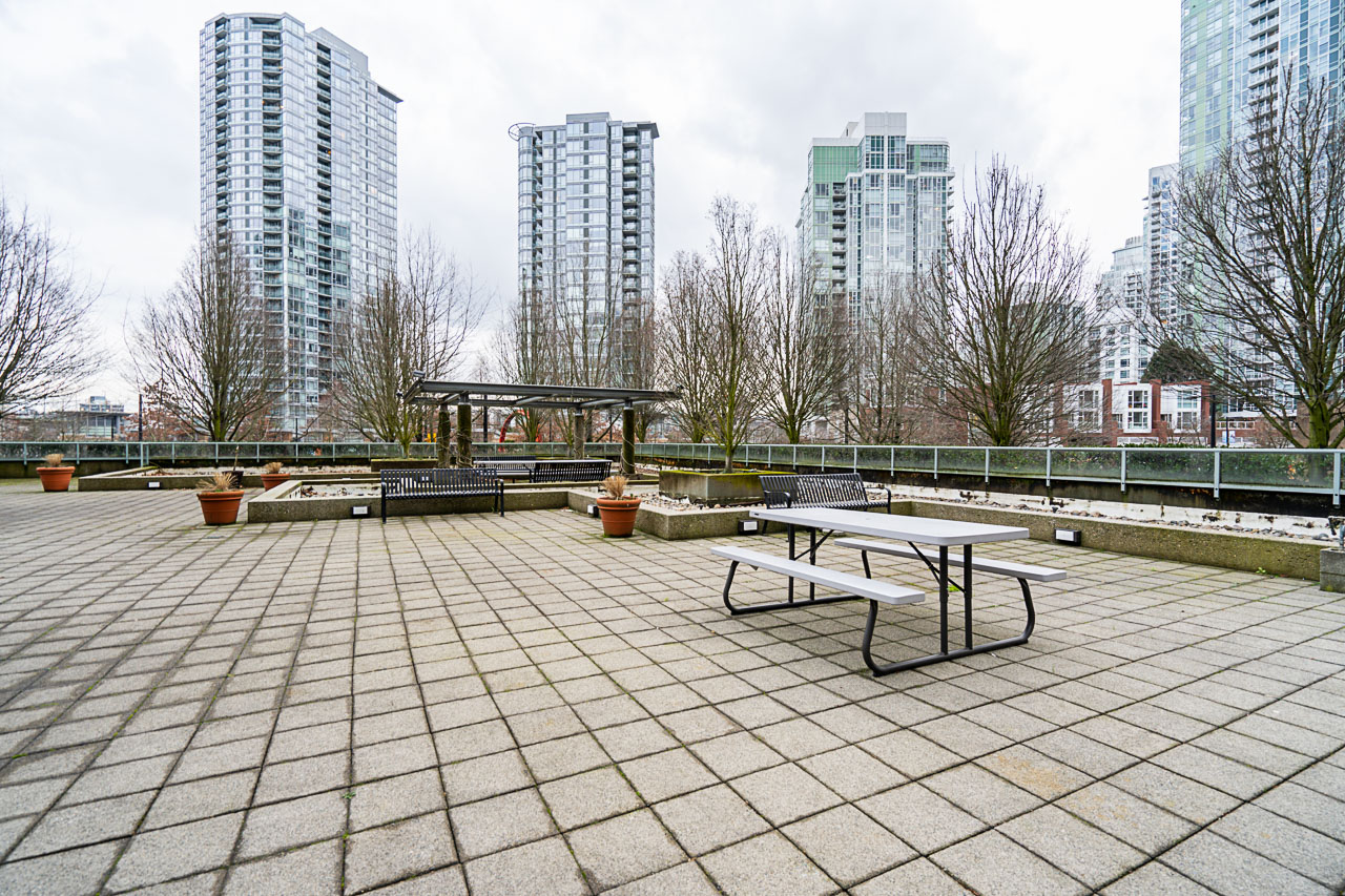 3505-1009 Expo Boulevard 3