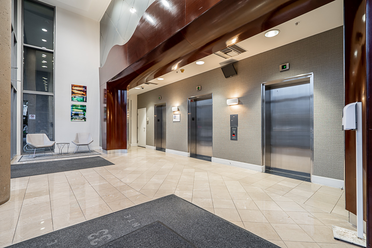 3505-1009 Expo Boulevard 37