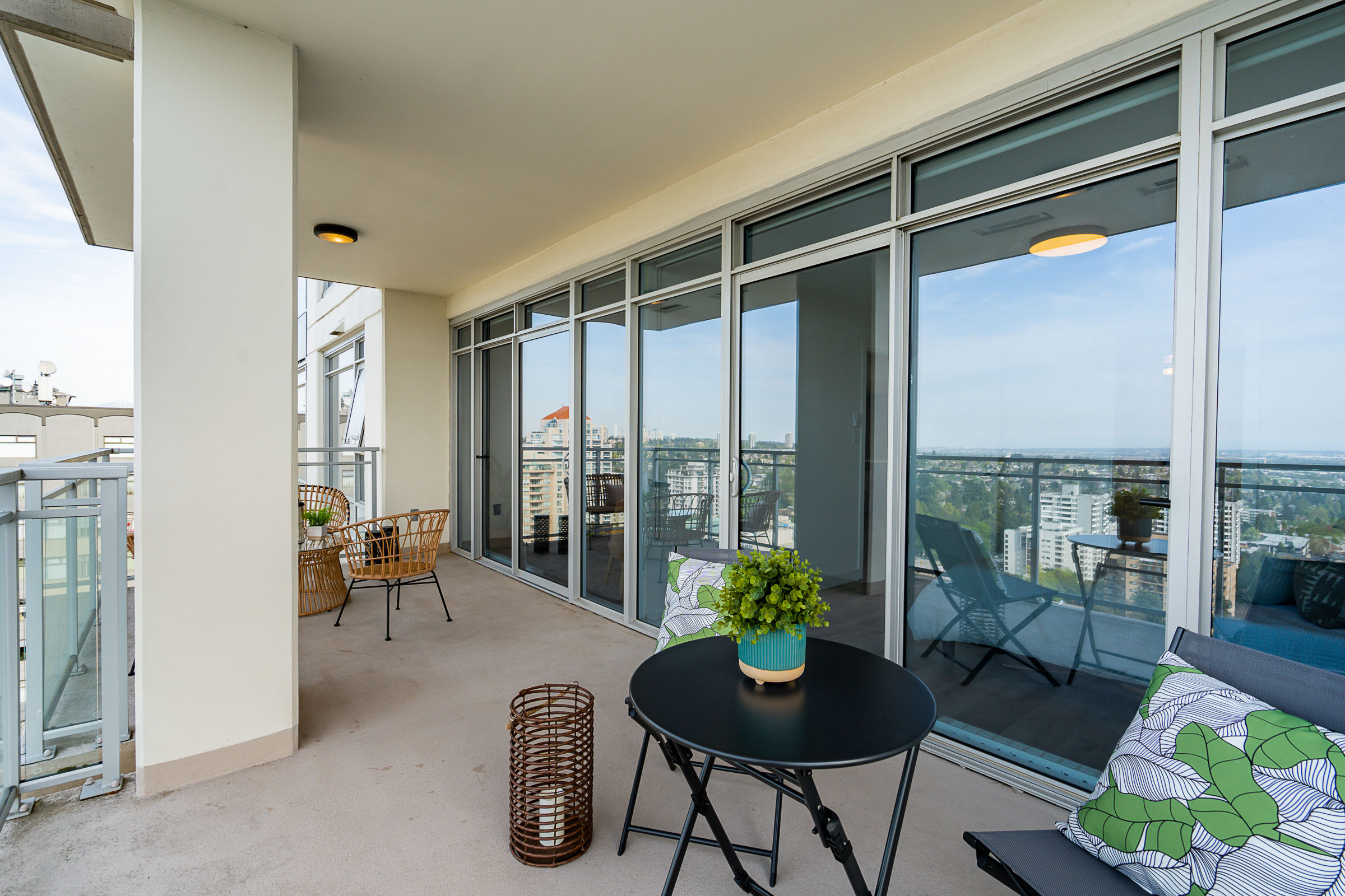 2203-608 Belmont Street, New Westminster 24