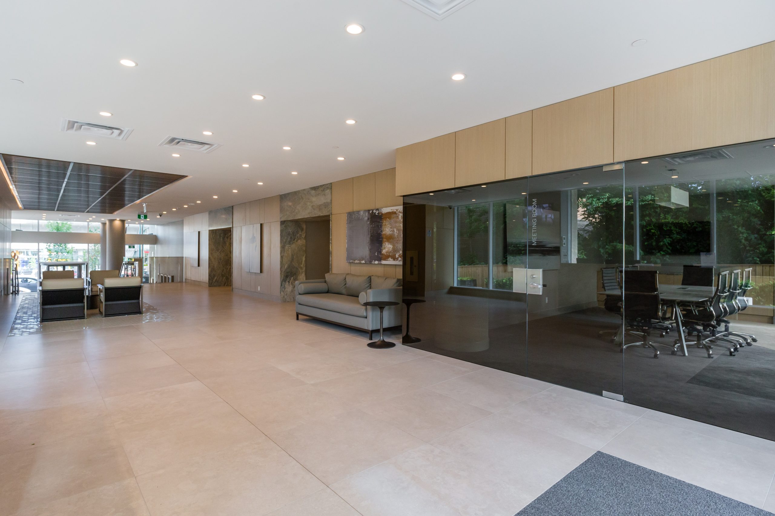 406-8189 Cambie St. 27