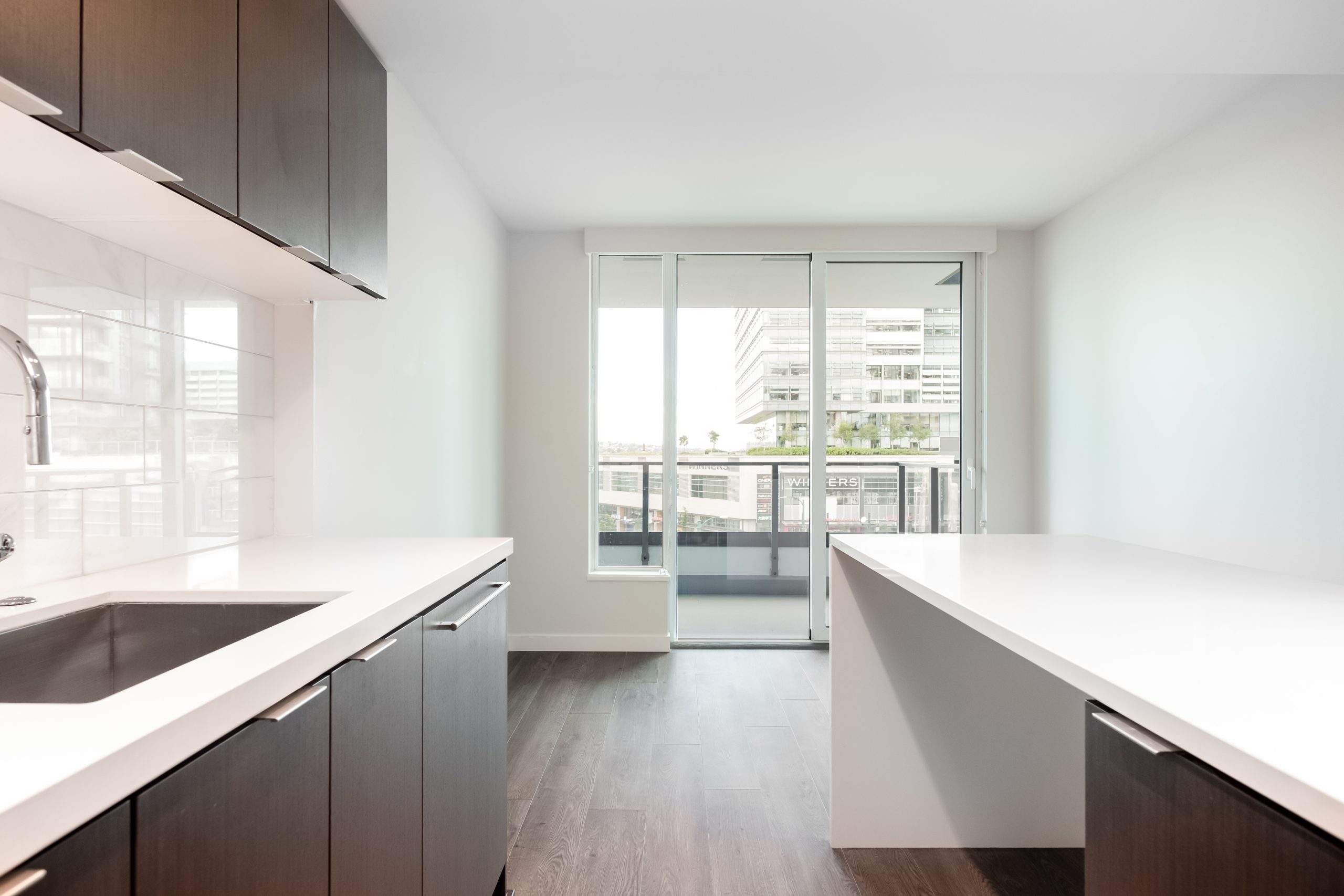 406-8189 Cambie St. 19