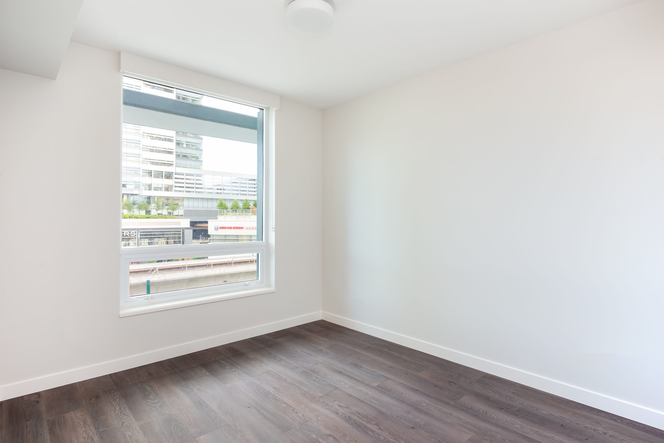 406-8189 Cambie St. 18