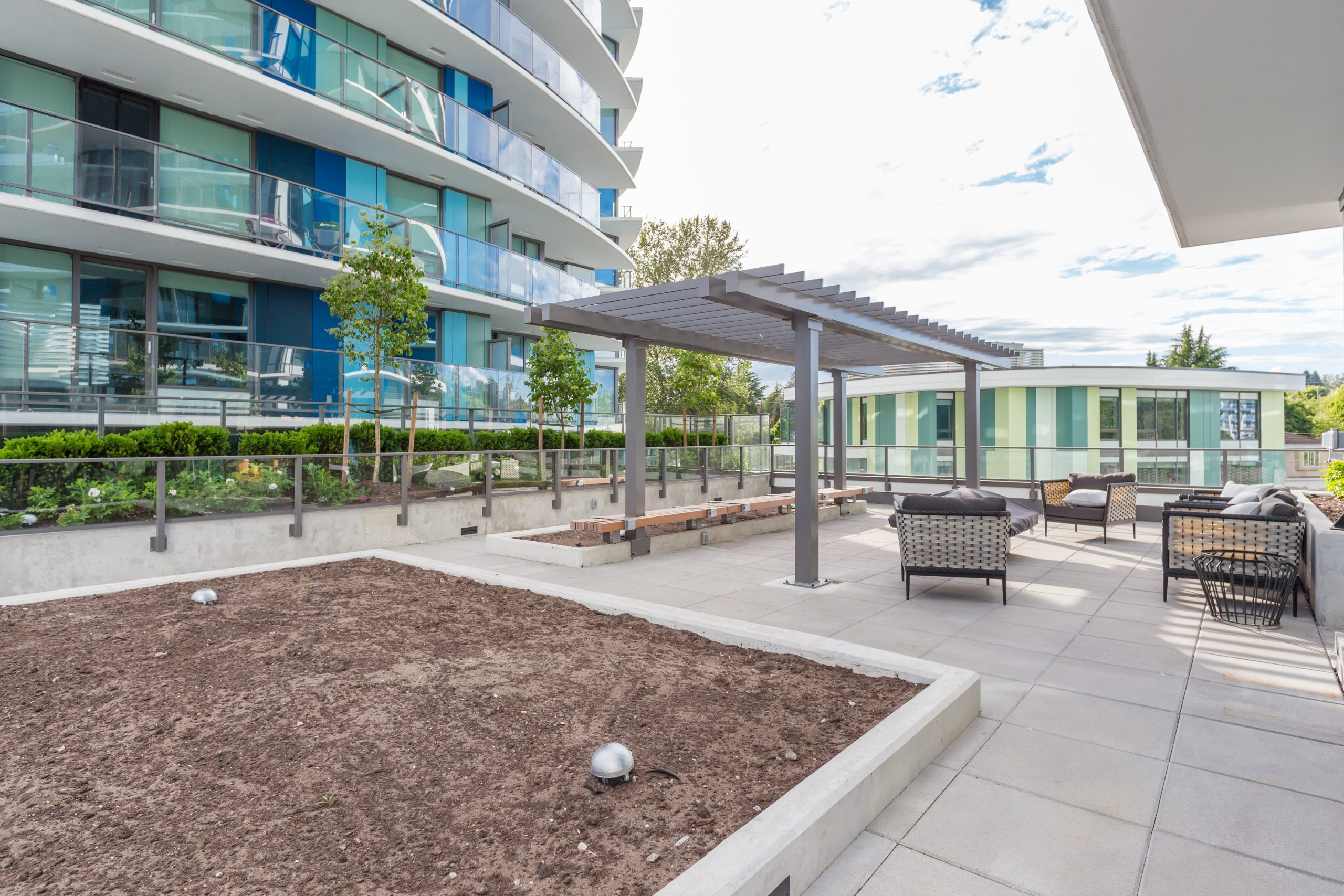 406-8189 Cambie St. 3