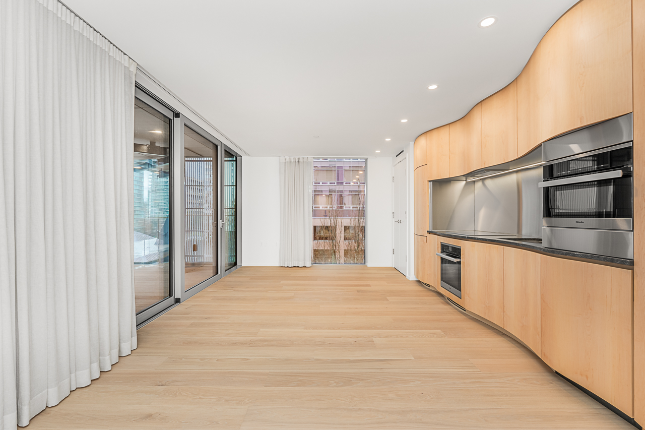 502-1568 Alberni St. 13